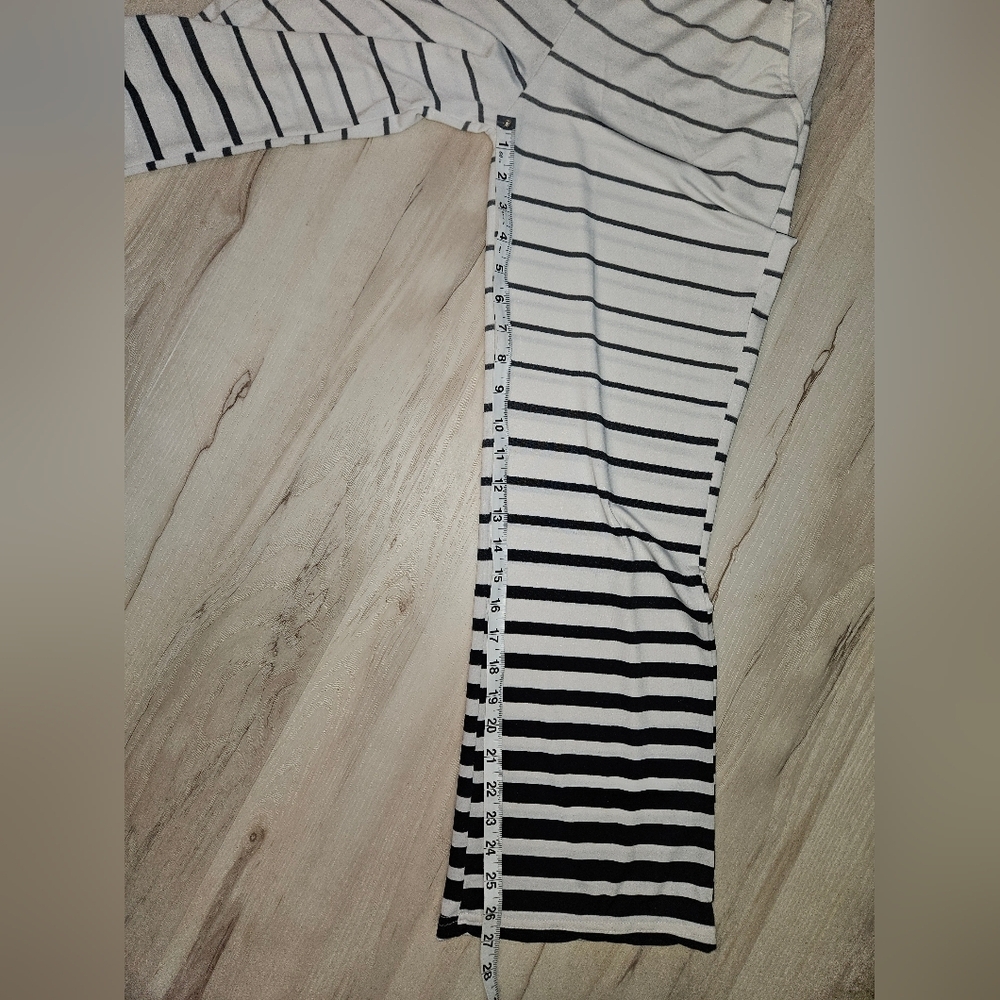 Amazon Black White Striped Wide Leg Soft Palazzo Pants Medium Lounge Pockets - Picture 4 of 10